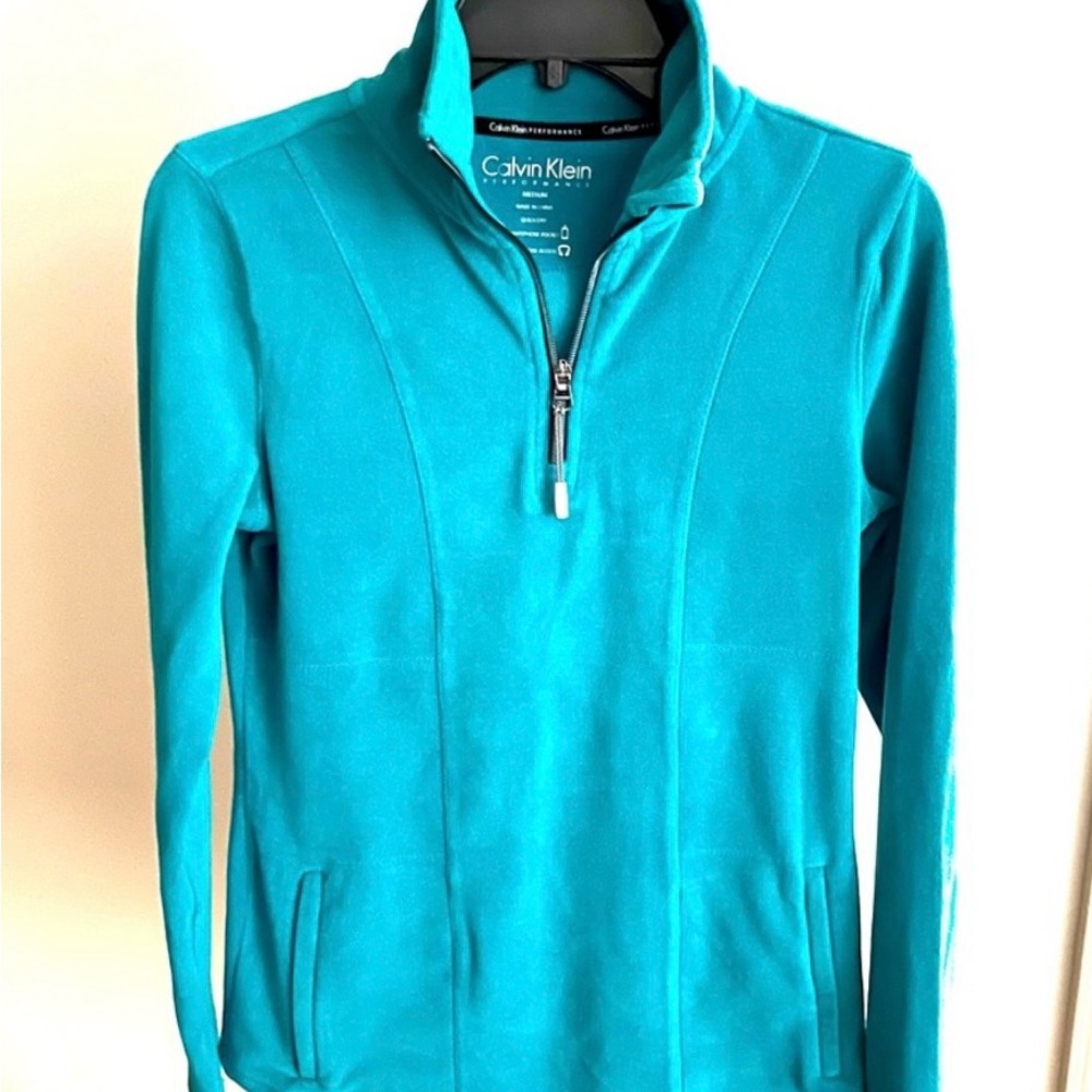 Calvin Klein Women’s 3/4 Zip Performance
Pullover M Teal